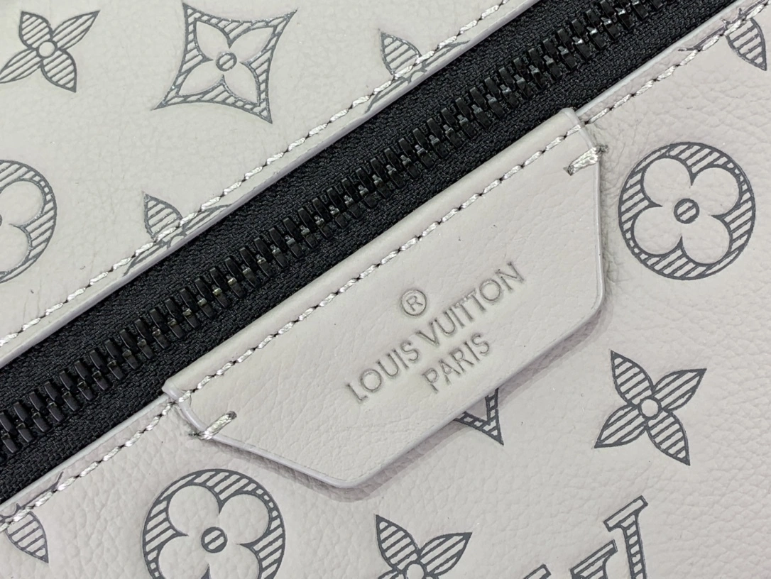 MOMO-- M46557 high quality version item：C-B063I0943R
