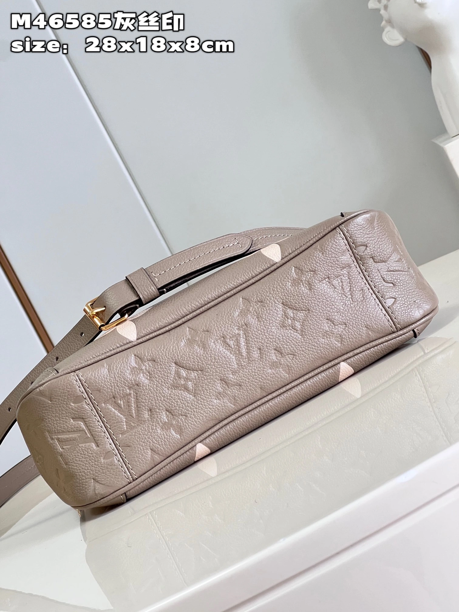 MOMO-- M46585 item：C-B000F0246R