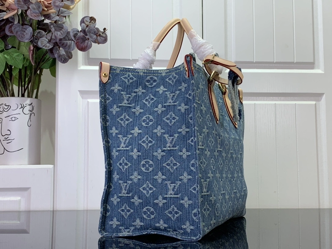 MOMO-- M46871 item:D-B174A1536