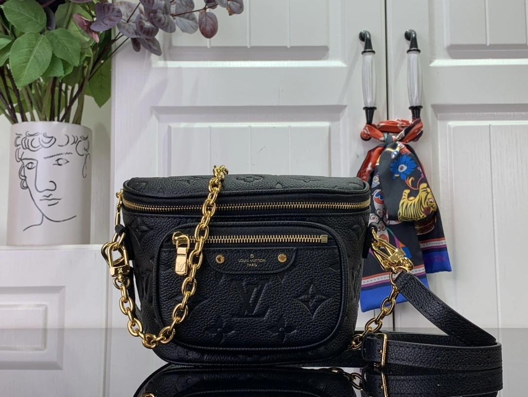 MOMO-- M46917 item:D-B174D1536