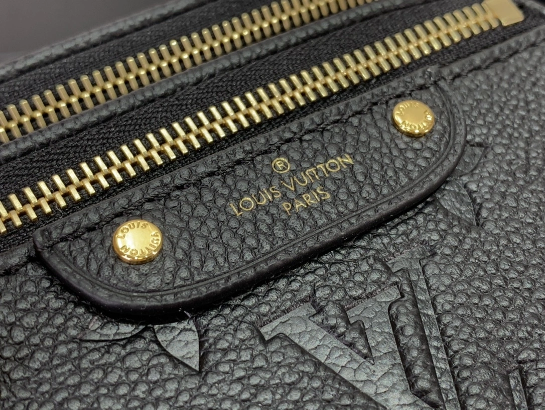 MOMO-- M46917 item:D-B174D1536