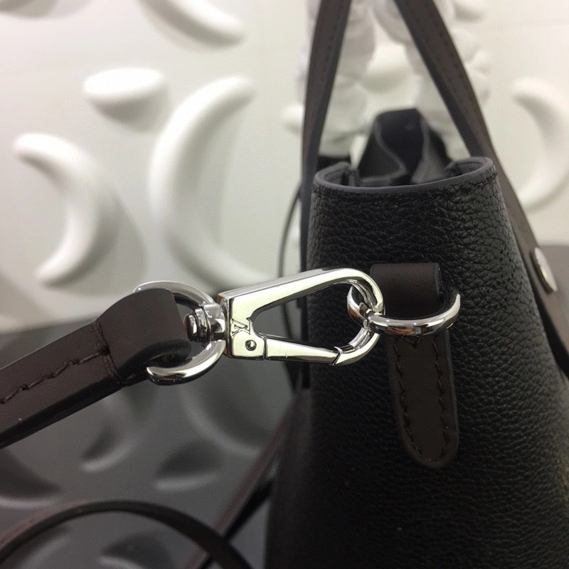 MOMO-- M54353 Calfskin item : A-B00H0363