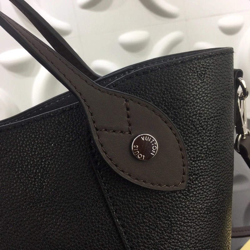 MOMO-- M54353 Calfskin item : A-B00H0363