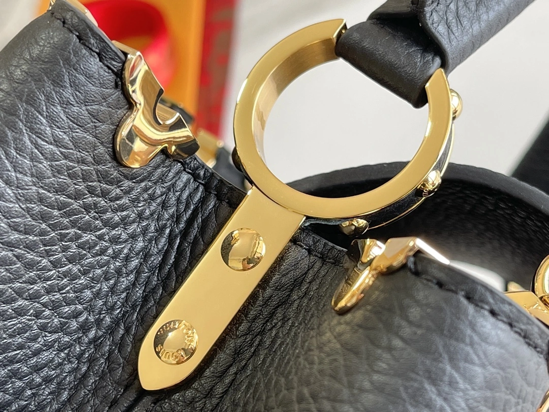 MOMO-- M54663 high quality version item：C-B000H0834R