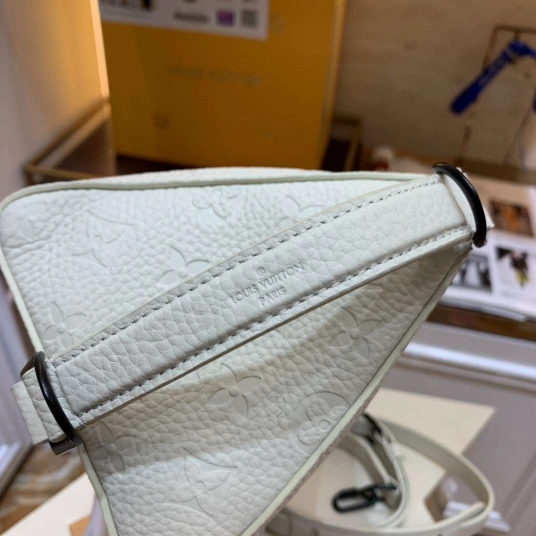 *MOMO-- M55927 item : A-B180G3040