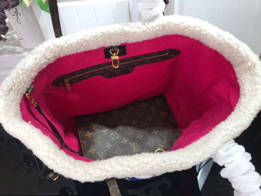 *MOMO-- M56960 sheepskin item:174B72D0671