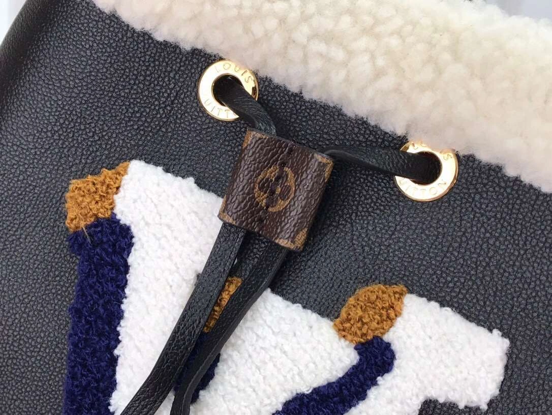 *MOMO-- M56963 sheepskin item:174B68D0672