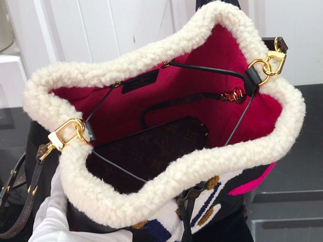 *MOMO-- M56963 sheepskin item:174B68D0672