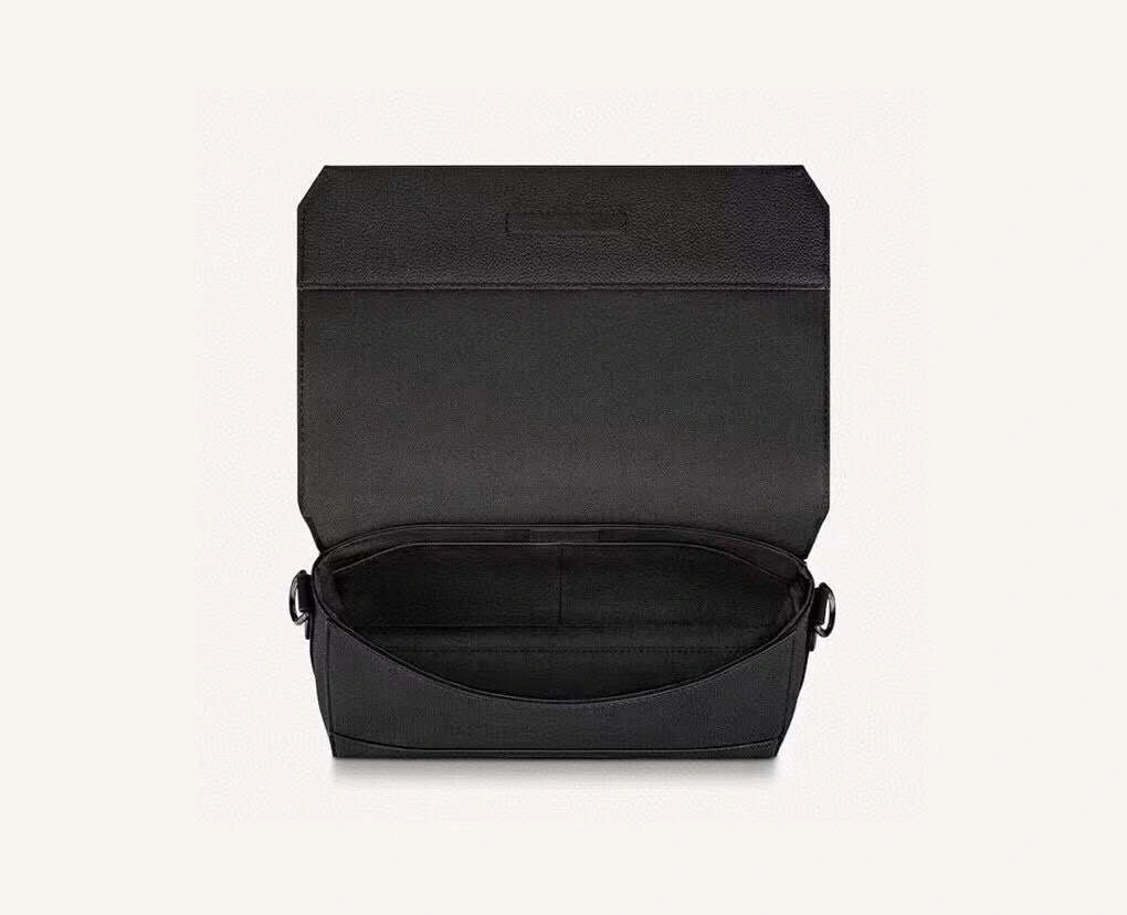 *MOMO-- M57080 item :174B75E1506