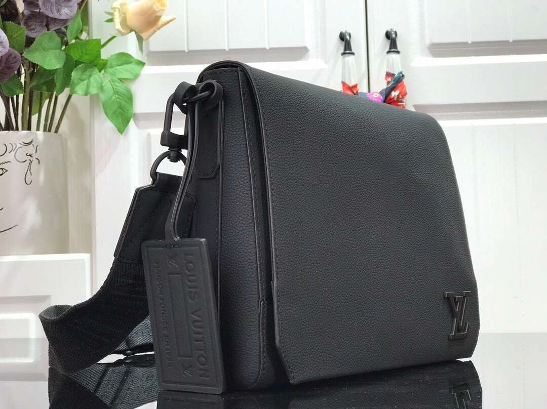 *MOMO-- M57080 item :174B75E1506