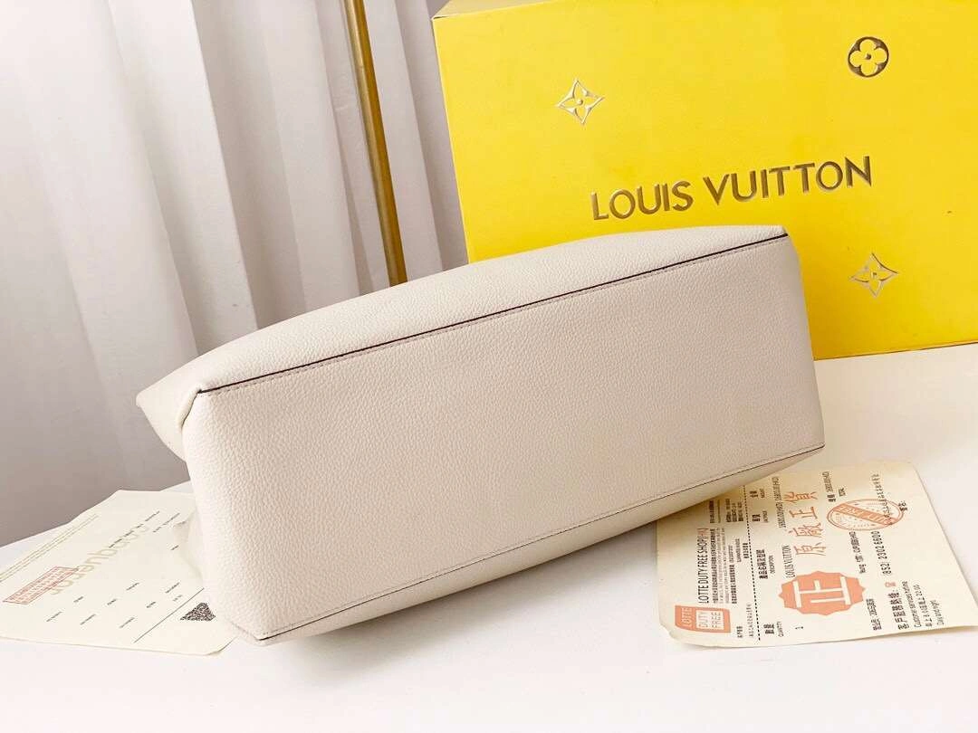 MOMO-- M57345 Cowhide 3 Colour item:174B37D0780-3