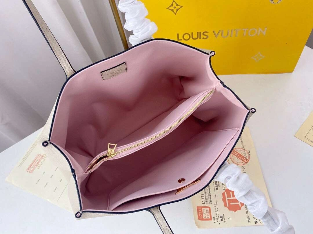MOMO-- M57345 Cowhide 3 Colour item:174B37D0780-3