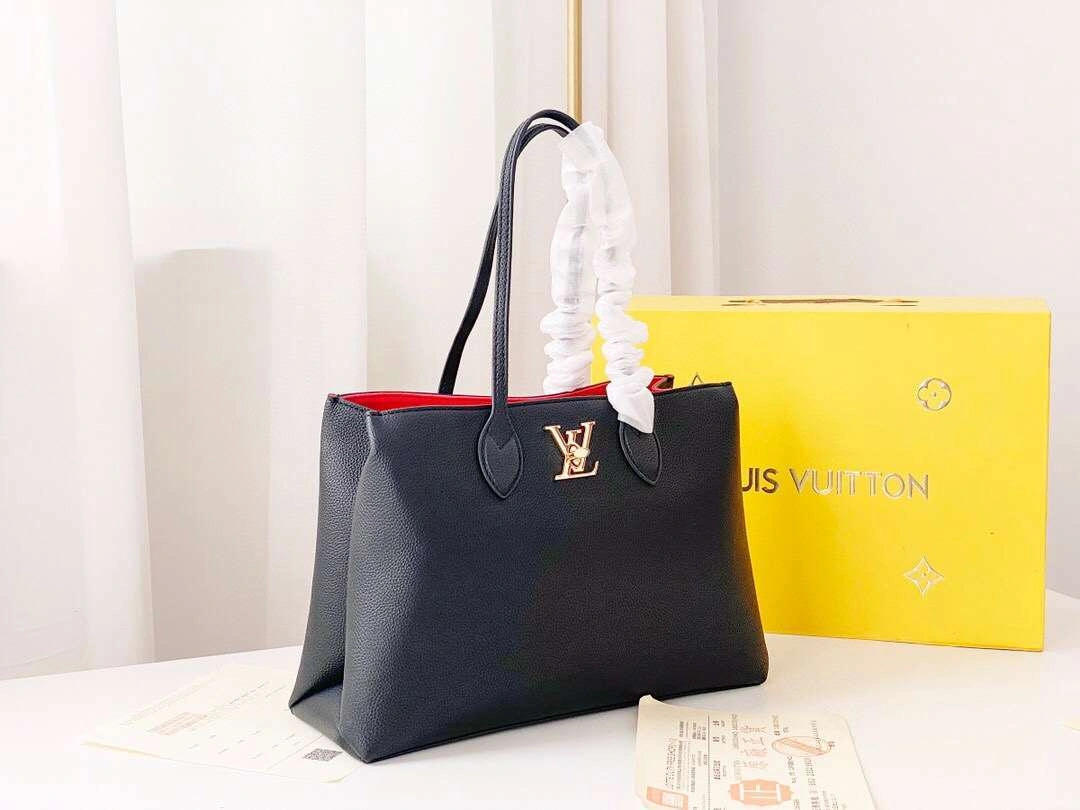MOMO-- M57345 Cowhide 3 Colour item:174B37D0780-3
