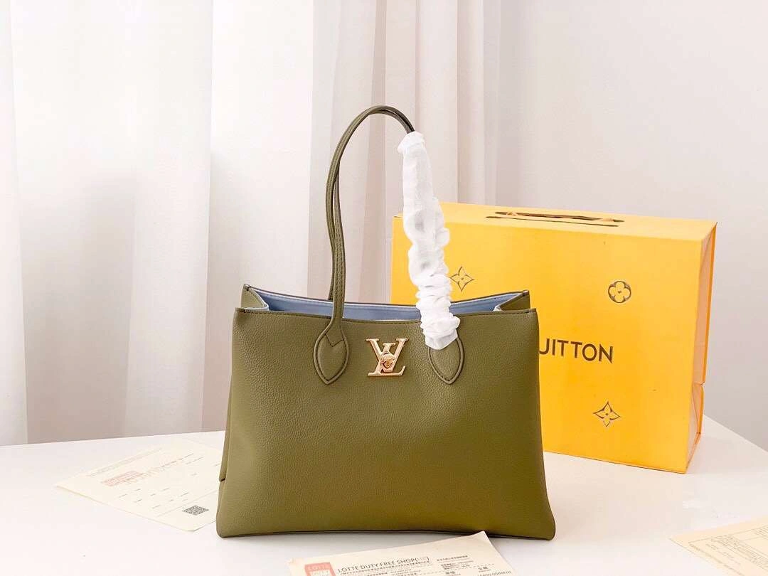 MOMO-- M57345 Cowhide 3 Colour item:174B37D0780-3