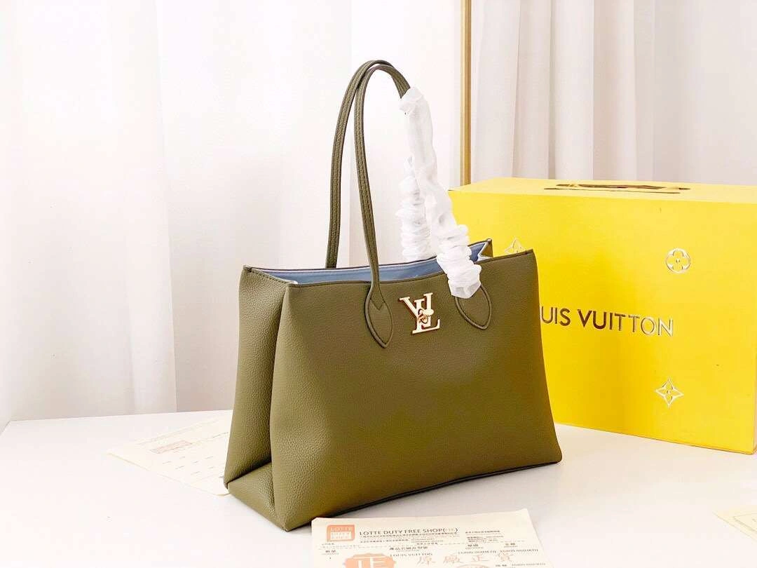 MOMO-- M57345 Cowhide 3 Colour item:174B37D0780-3