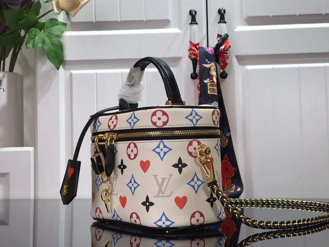 MOMO-- M57482 45165 2 colour item:174B50D0716-2