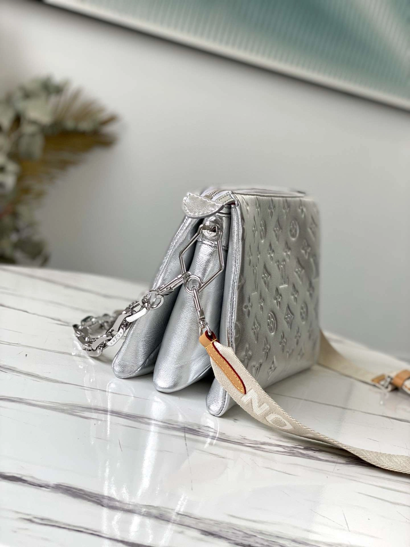*MOMO-- M57913 sheephide item : A-B340G2963