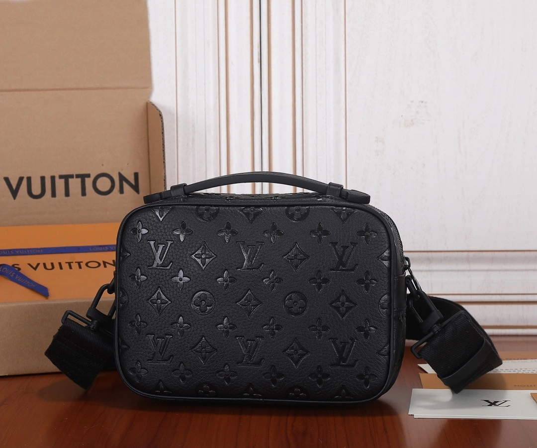&MOMO-- M58489 item：C-B000I2511V
