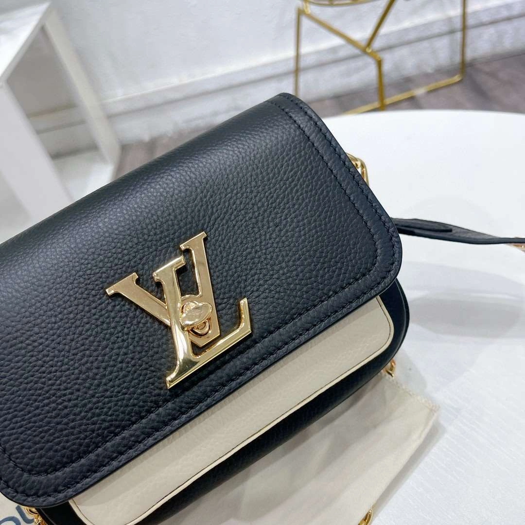 *MOMO-- M58555 Calfskin item : A-B340G3140