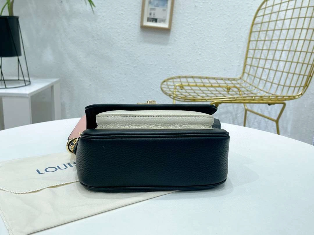 *MOMO-- M58555 Calfskin item : A-B340G3140
