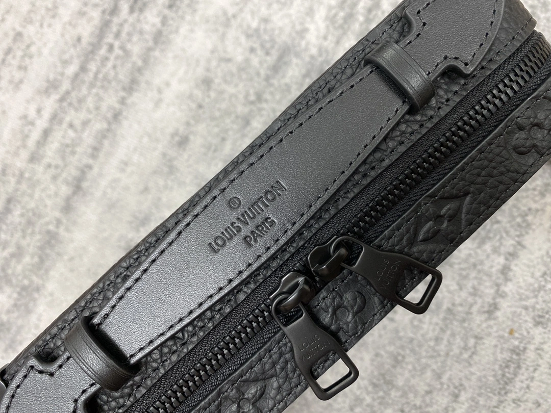 MOMO-- M59163 item：C-B808E3108R