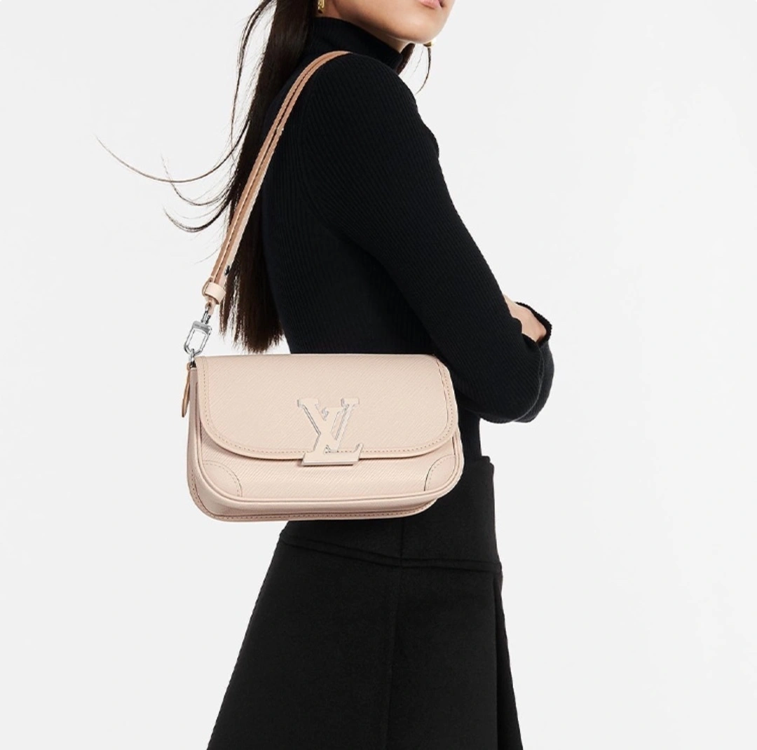 MOMO-- M59457 item：C-B788F0956R
