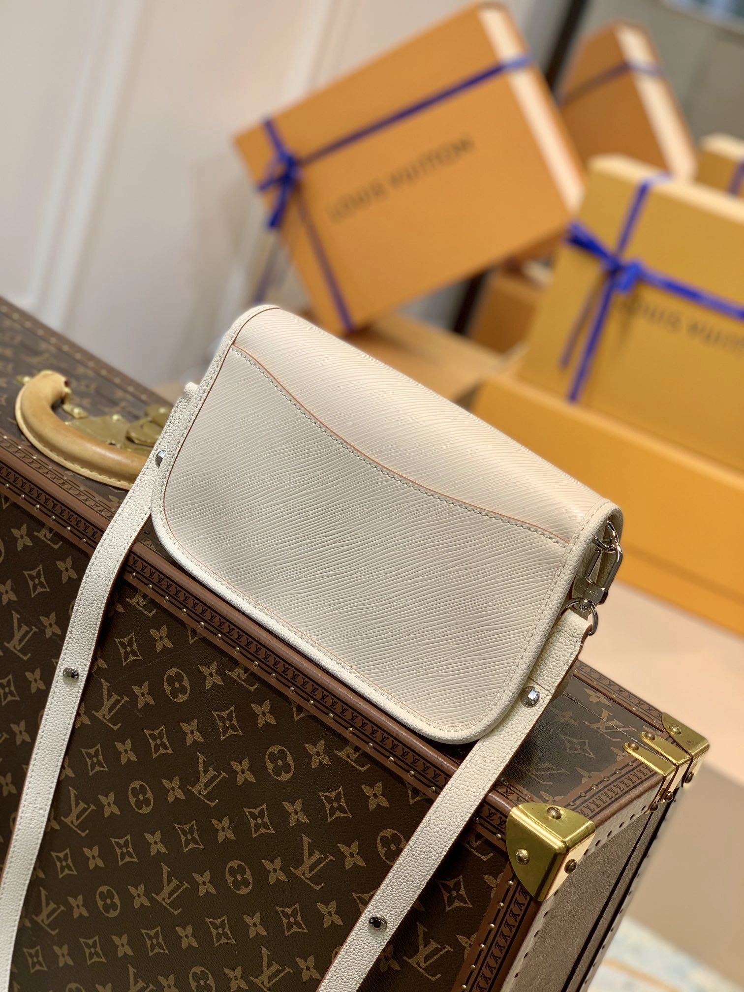 MOMO-- M59457 item：C-B788F0956R