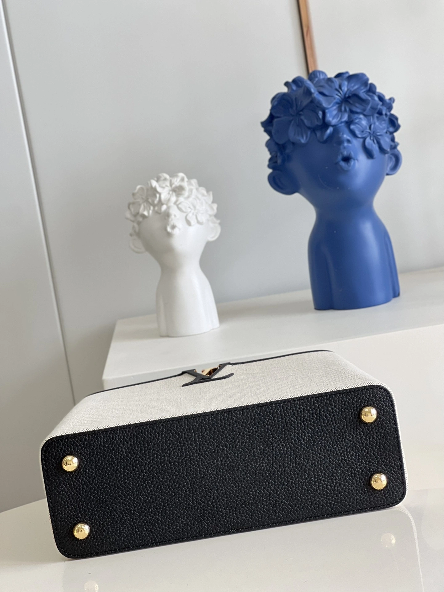 MOMO-- M59872 high quality version item：C-B000H0818R