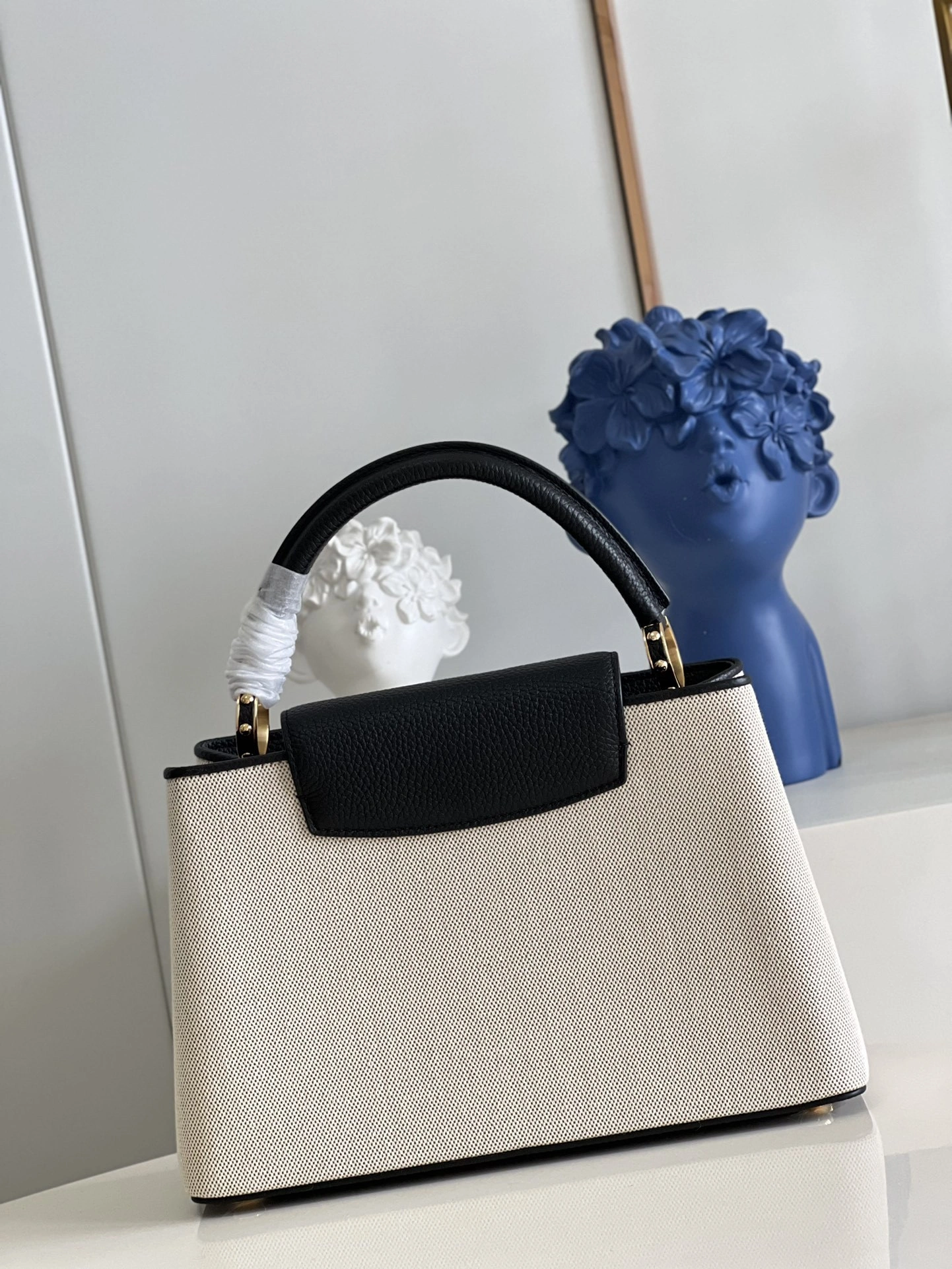 MOMO-- M59872 high quality version item：C-B000H0818R