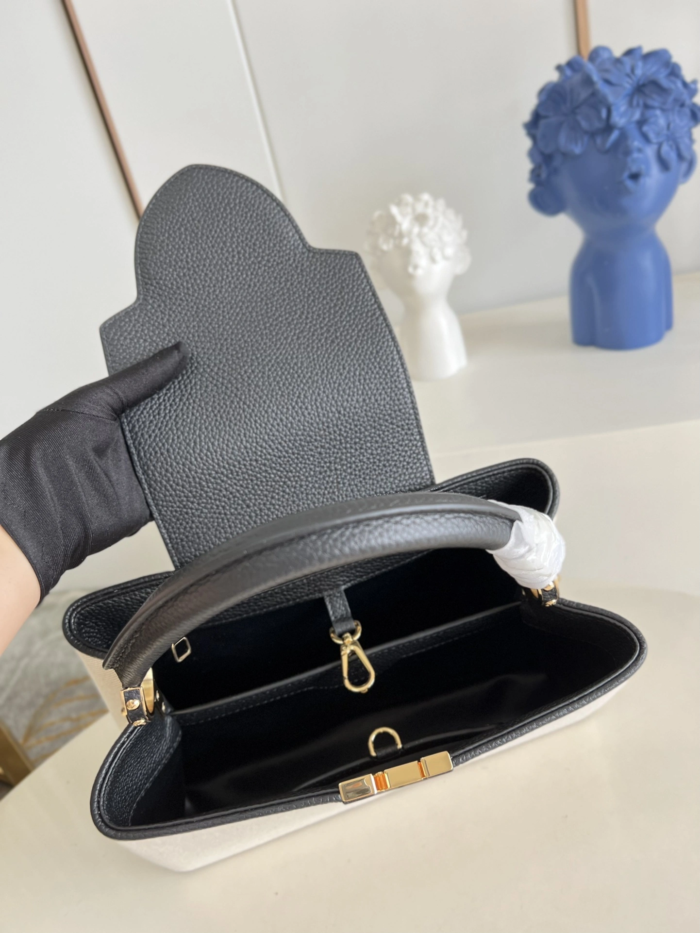 MOMO-- M59872 high quality version item：C-B000H0818R