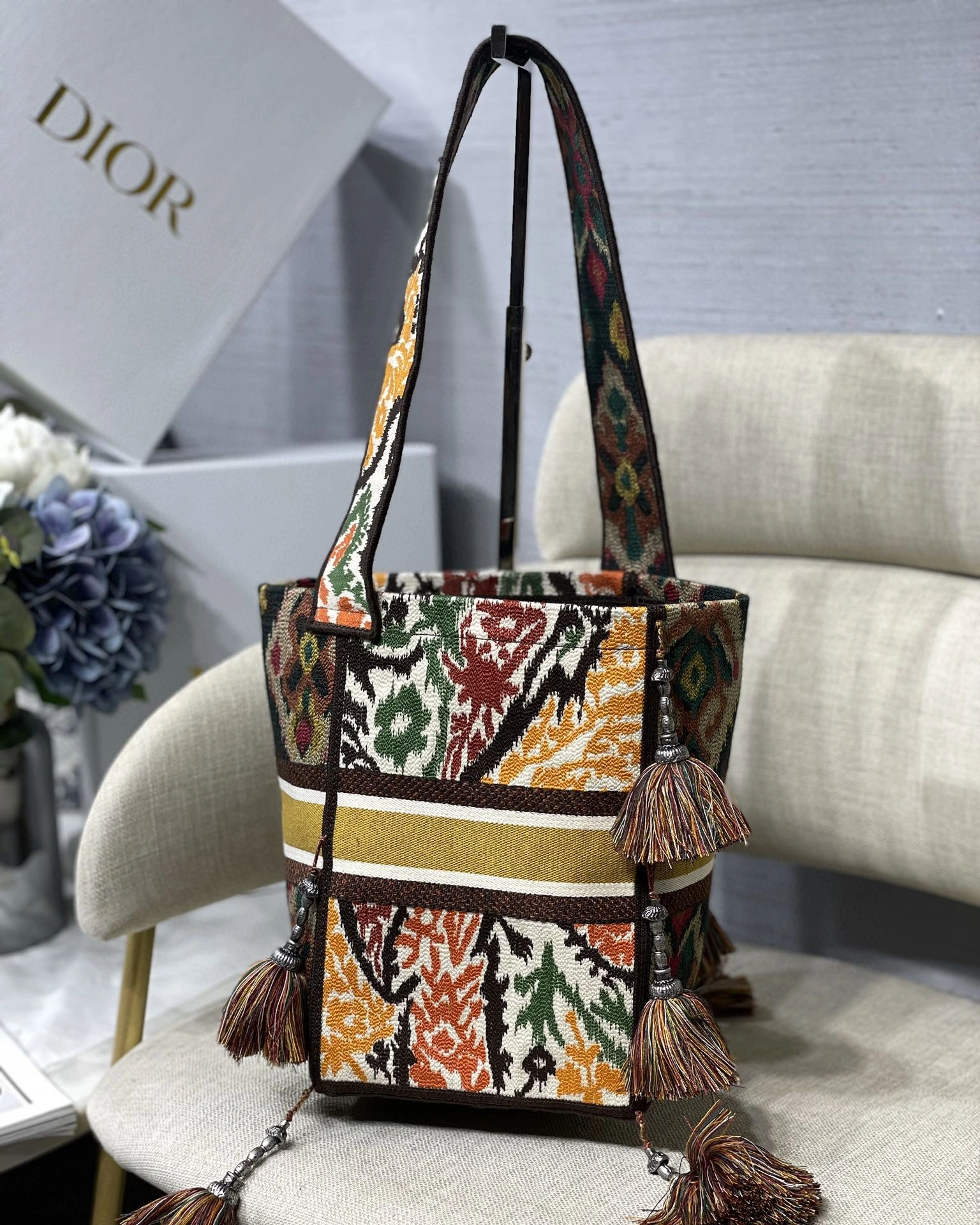 *MOMO---M6006 item : A-B00H2355A