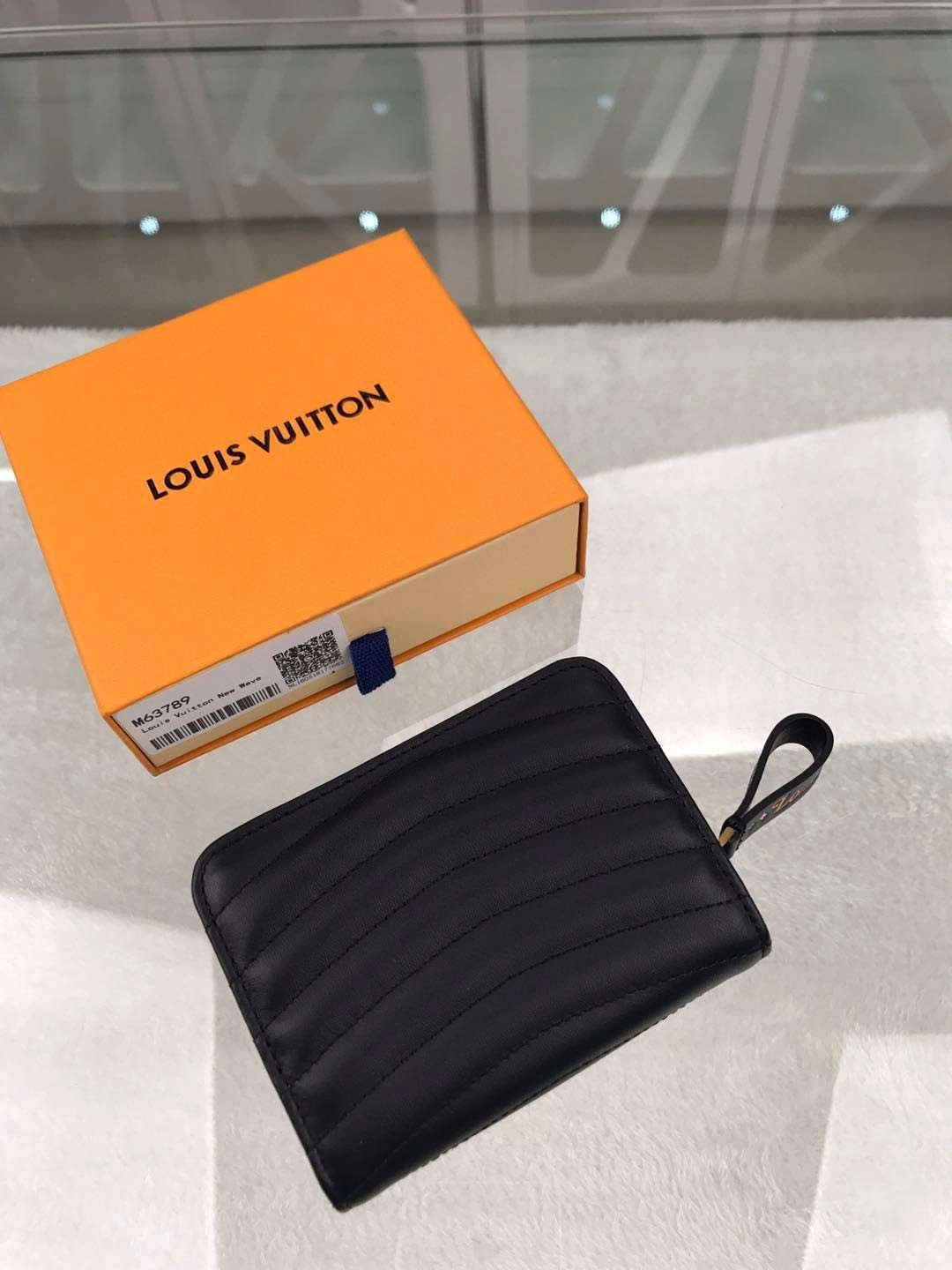 *MOMO-- M63789 Calfskin item : A-B040G3138