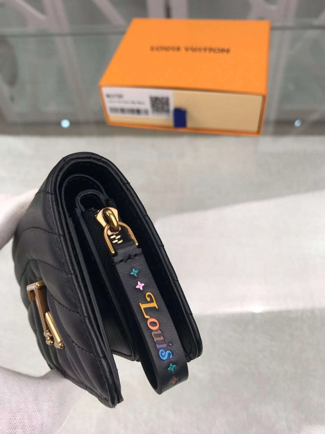 *MOMO-- M63789 Calfskin item : A-B040G3138