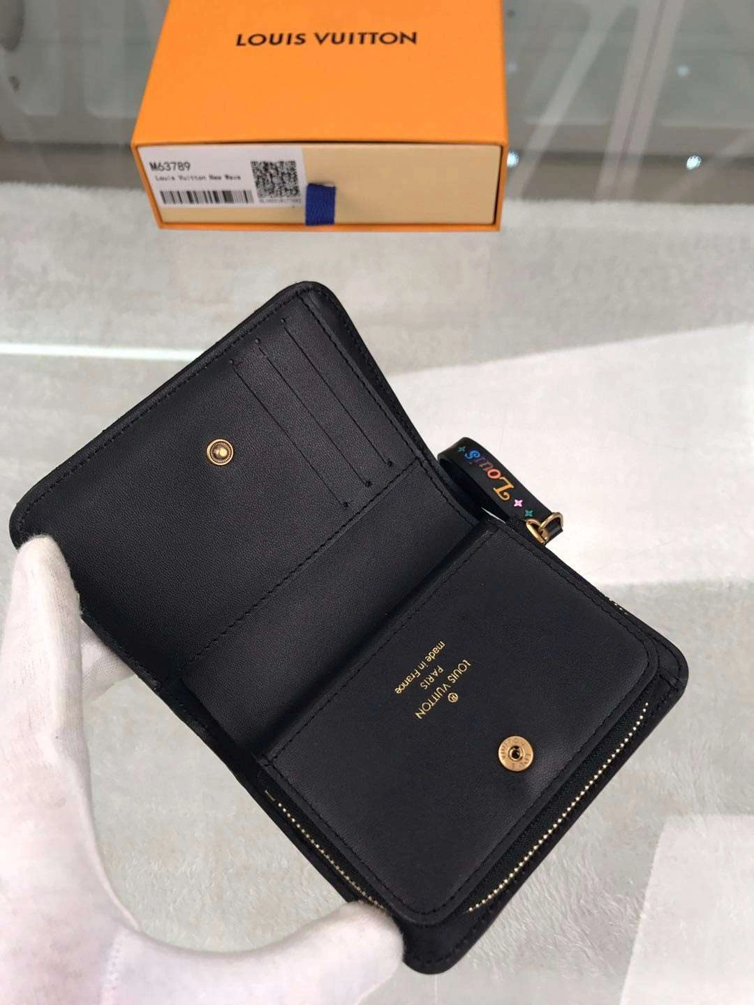*MOMO-- M63789 Calfskin item : A-B040G3138