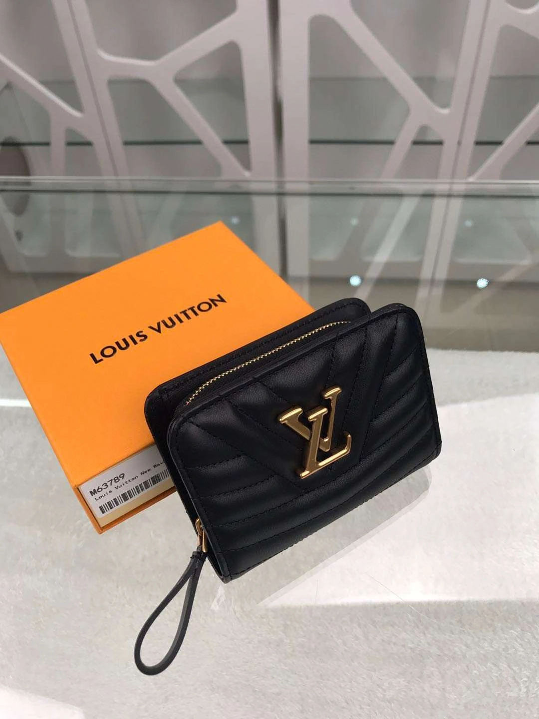 *MOMO-- M63789 Calfskin item : A-B040G3138