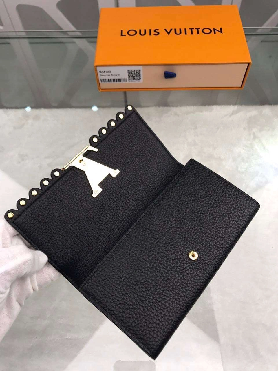 *MOMO-- M64102 item : A-B040G3039