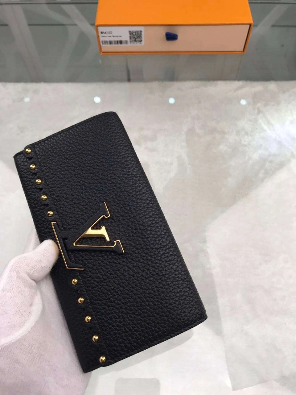 *MOMO-- M64102 item : A-B040G3039