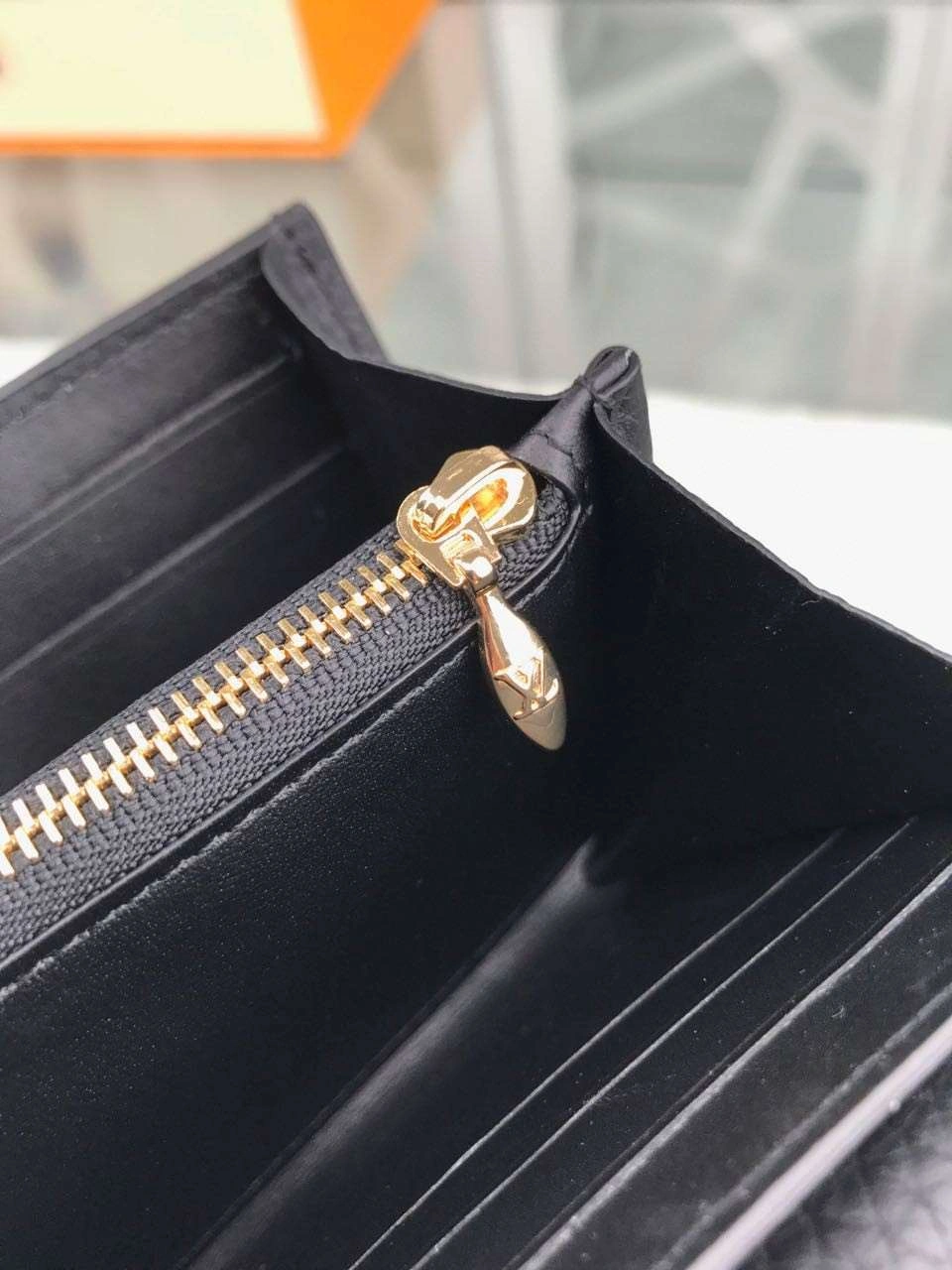 *MOMO---M64551 item : A-B040G3132