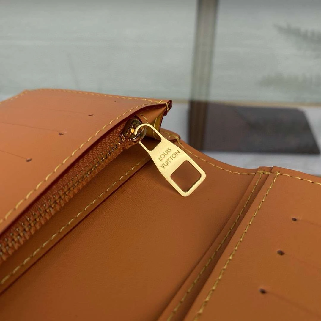 *MOMO-- M69029 cowhide item : A-B106H0105