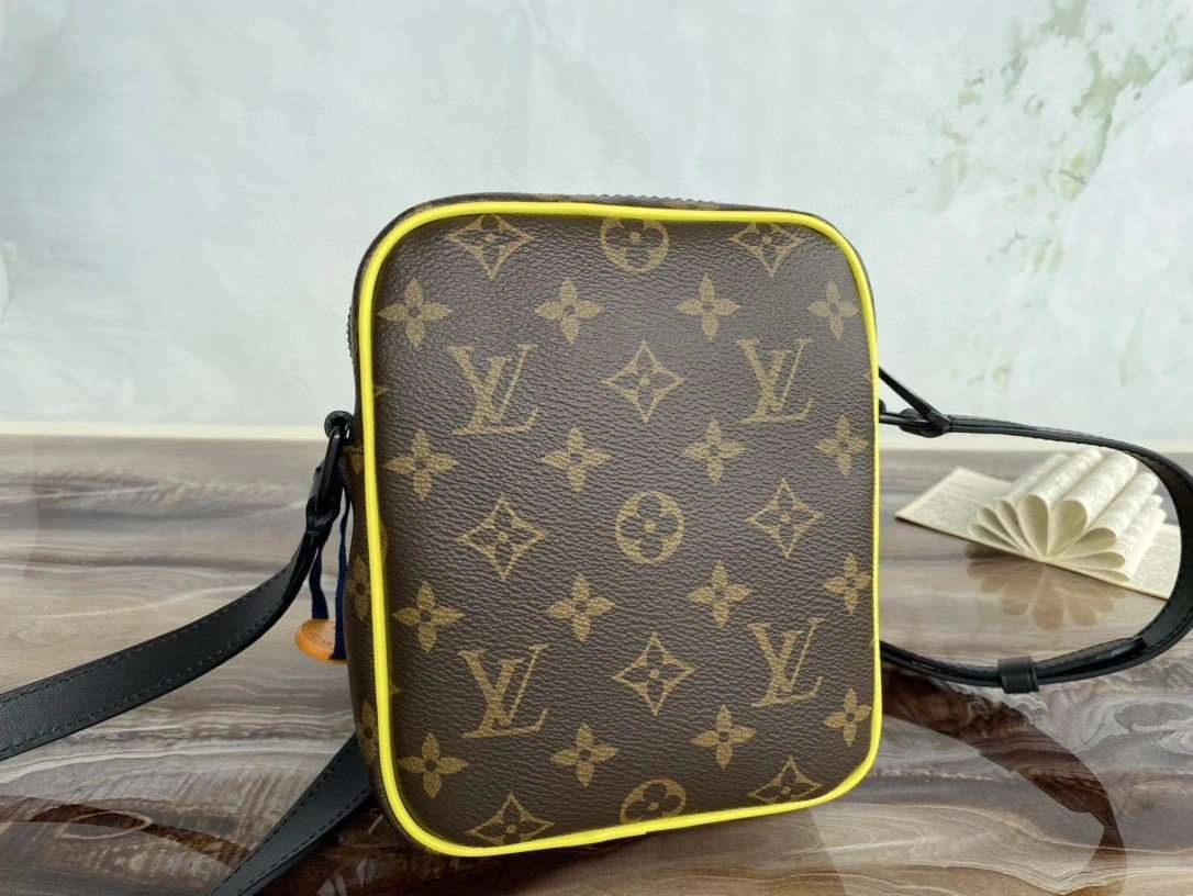 *MOMO-- M80793 item : A-B106H0214
