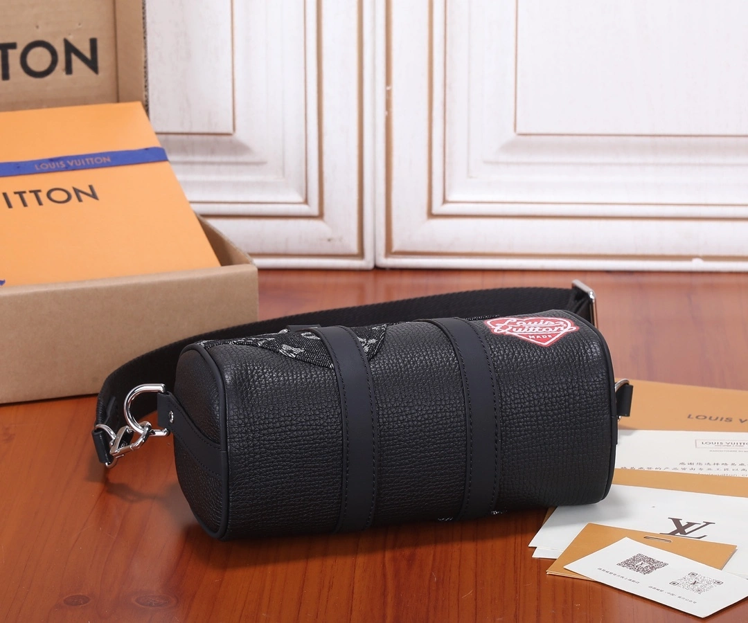 MOMO-- M81010 item：C-B000F0230R