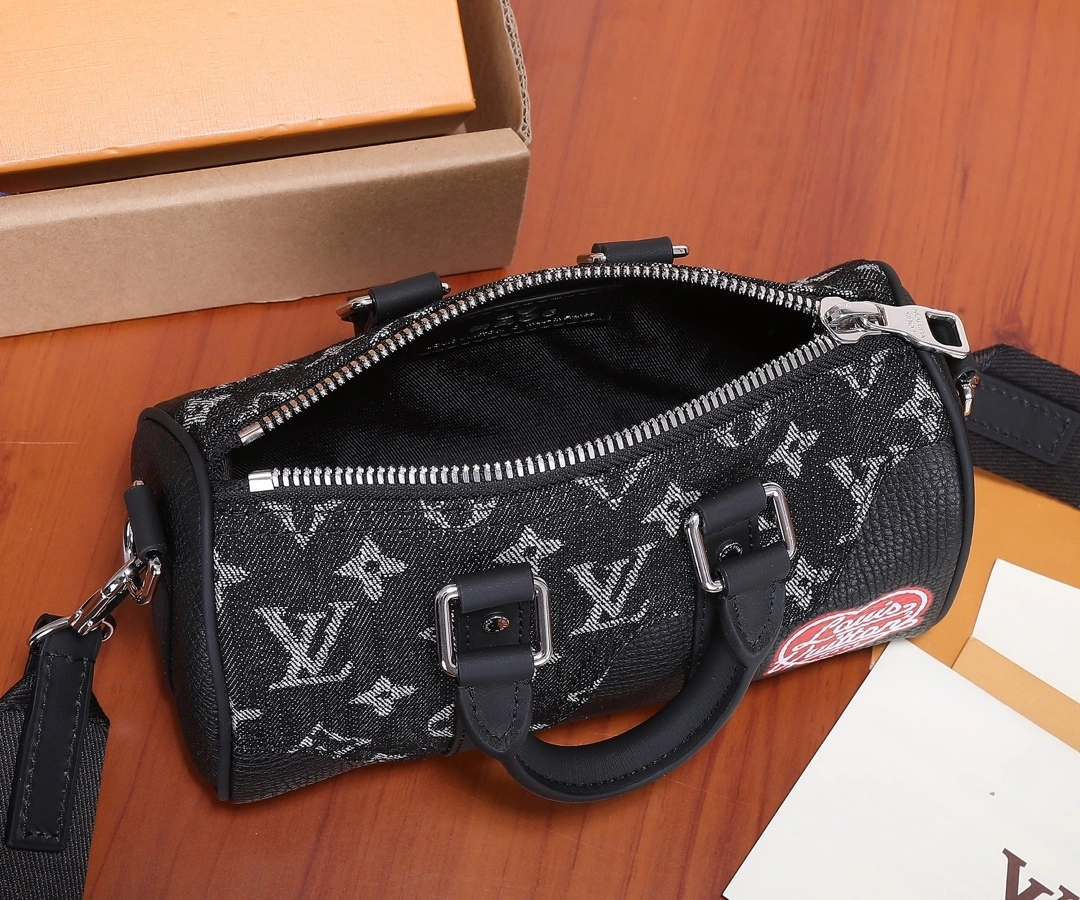 MOMO-- M81010 item：C-B000F0230R
