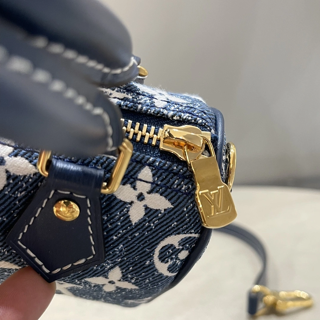MOMO-- M81168 high quality version item：C-B007F1420R