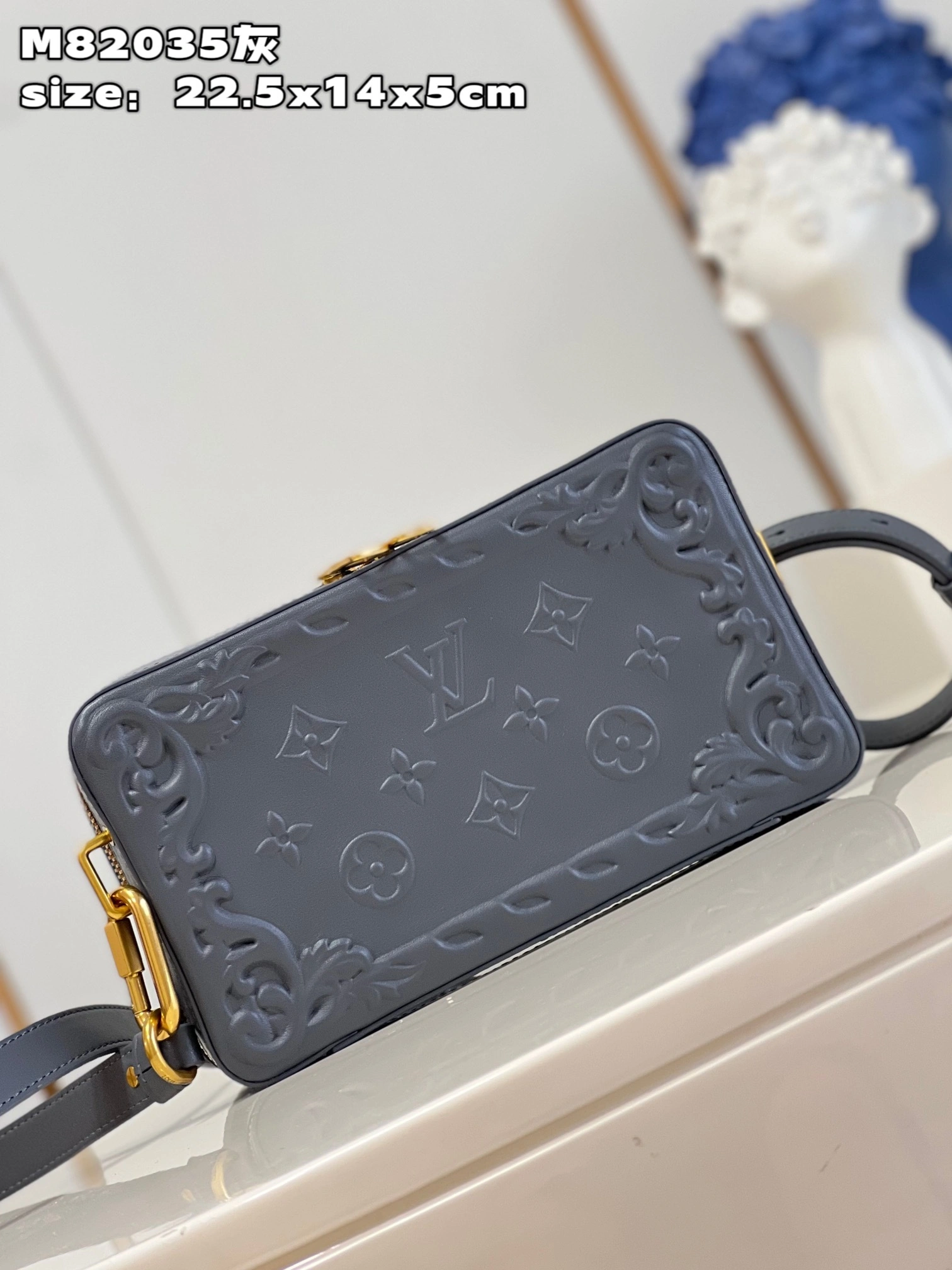 MOMO-- M82035 item：C-B000F0252R