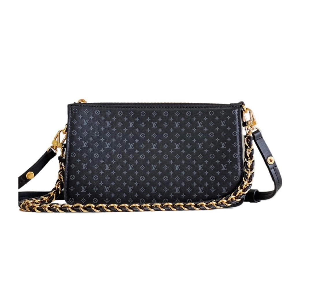 MOMO-- M82247 item：C-B788F0946R