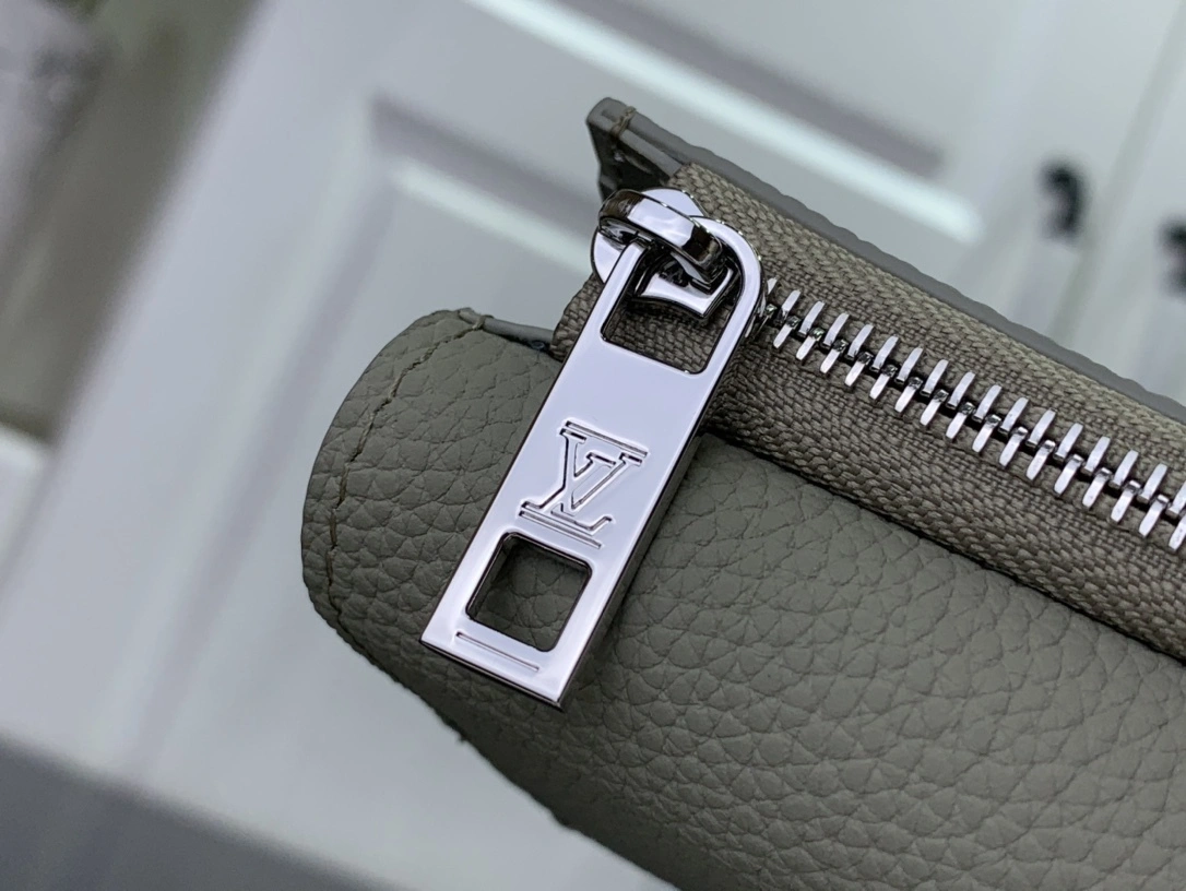 MOMO-- M82410 item:D-B174A1526