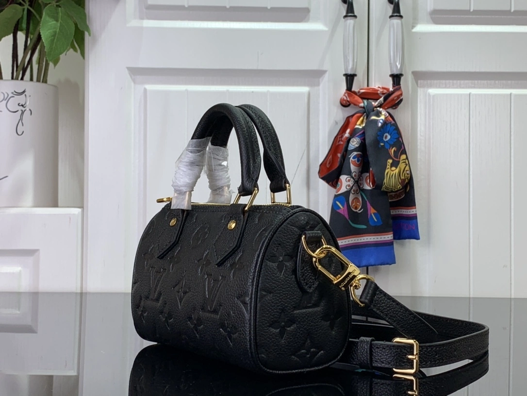 MOMO-- M82450 item:D-B174A1523