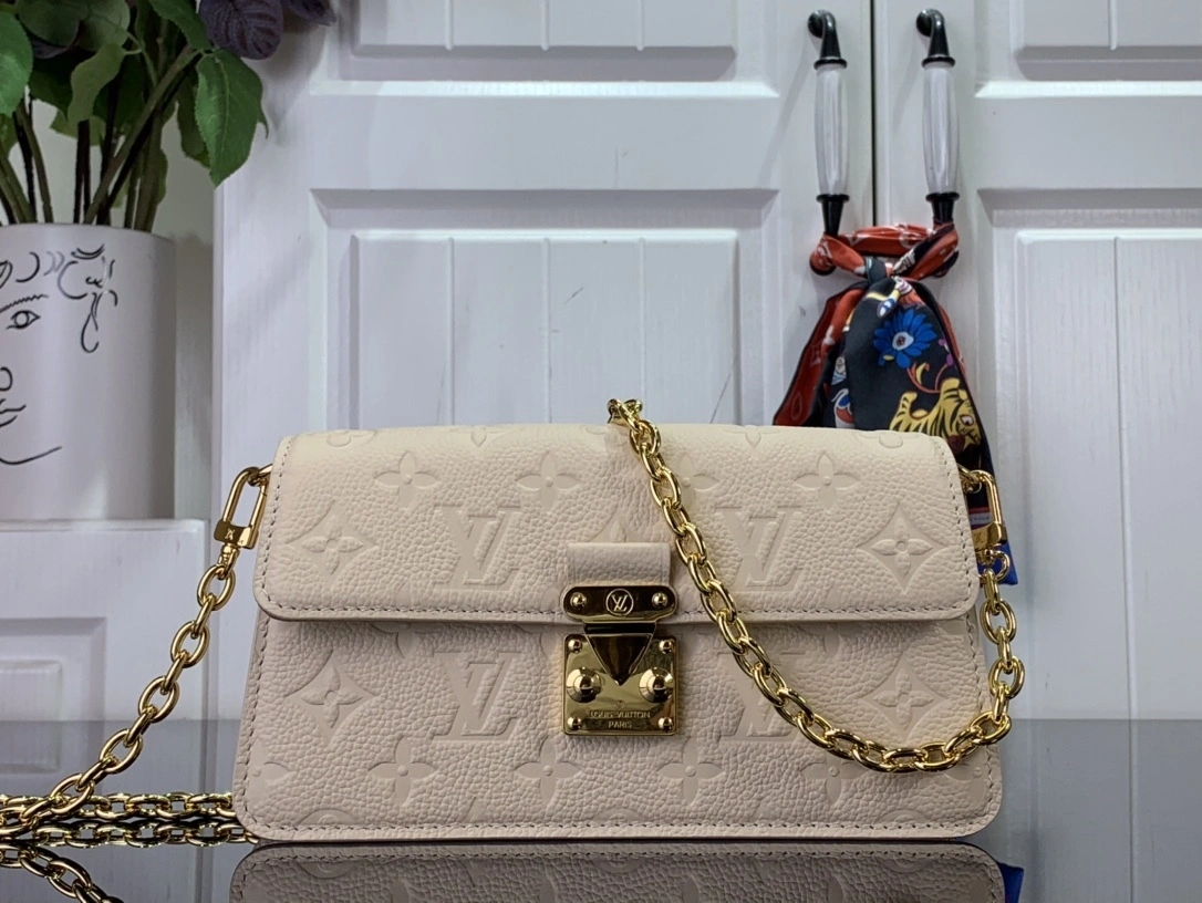 MOMO-- M82836 Monogram Empreinte Monogram item:C-B063K2207R