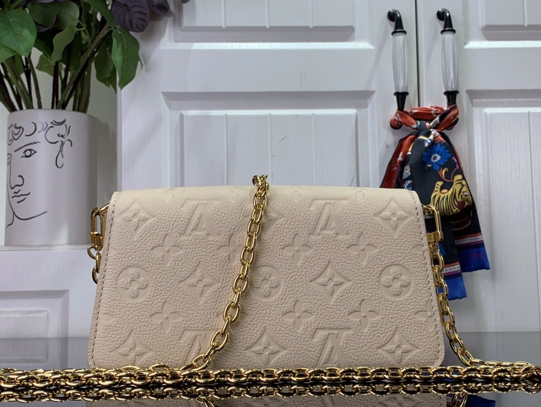 MOMO-- M82836 Monogram Empreinte Monogram item:C-B063K2207R