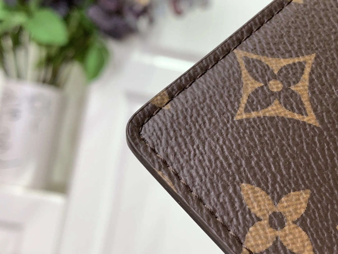MOMO-- M82872 Monogram cowhide item:C-B063L0853R